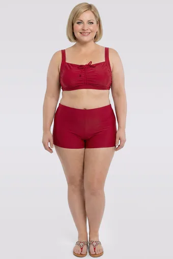 kópia z kópia z kópia z kópia z kópia z kópia z kópia z kópia z Čierny outfit s tropickým vzorom