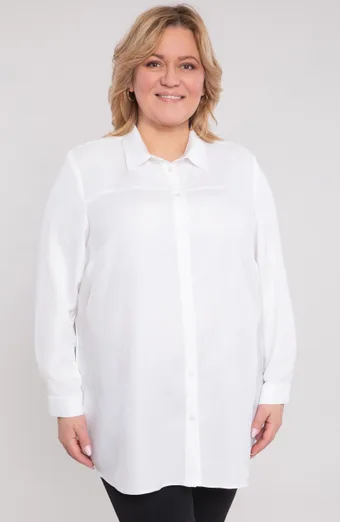 Tmavo modrá blúzka s bielymi bodkami